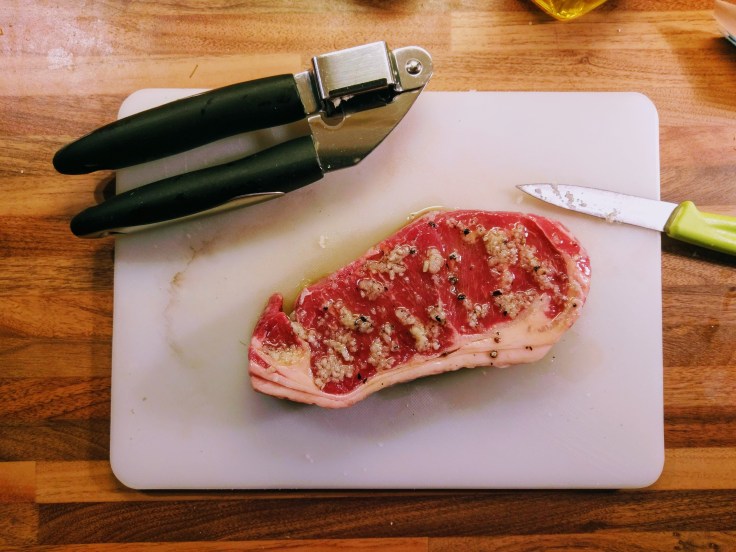 steak-salt-pepper-garlic-olive-oil